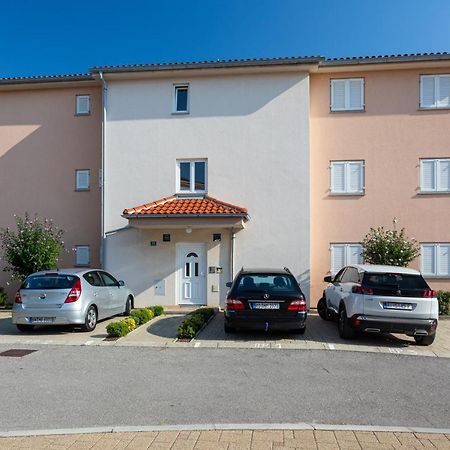 Apartments Crnekovic IV Baška Exterior foto