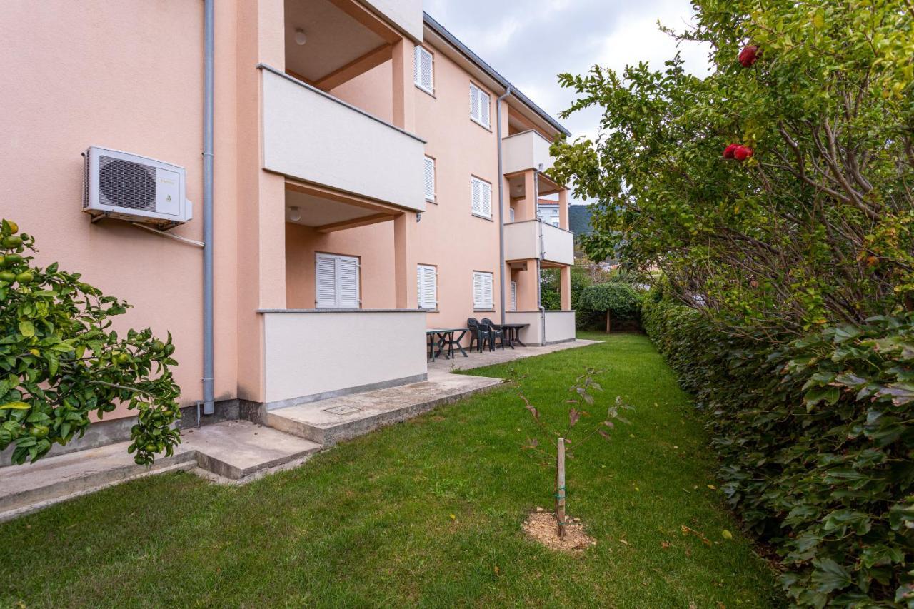 Apartments Crnekovic IV Baška Exterior foto