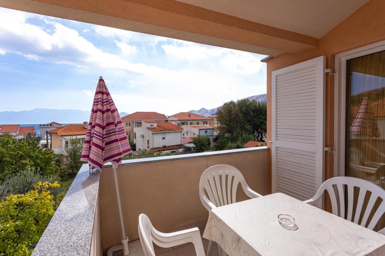 Apartments Crnekovic IV Baška Exterior foto
